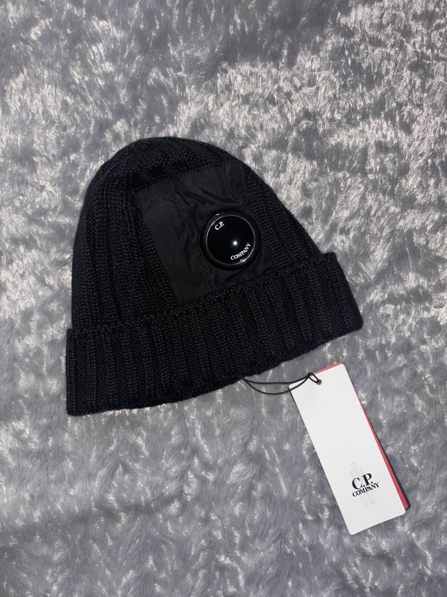 Bonnet C.P - Noir